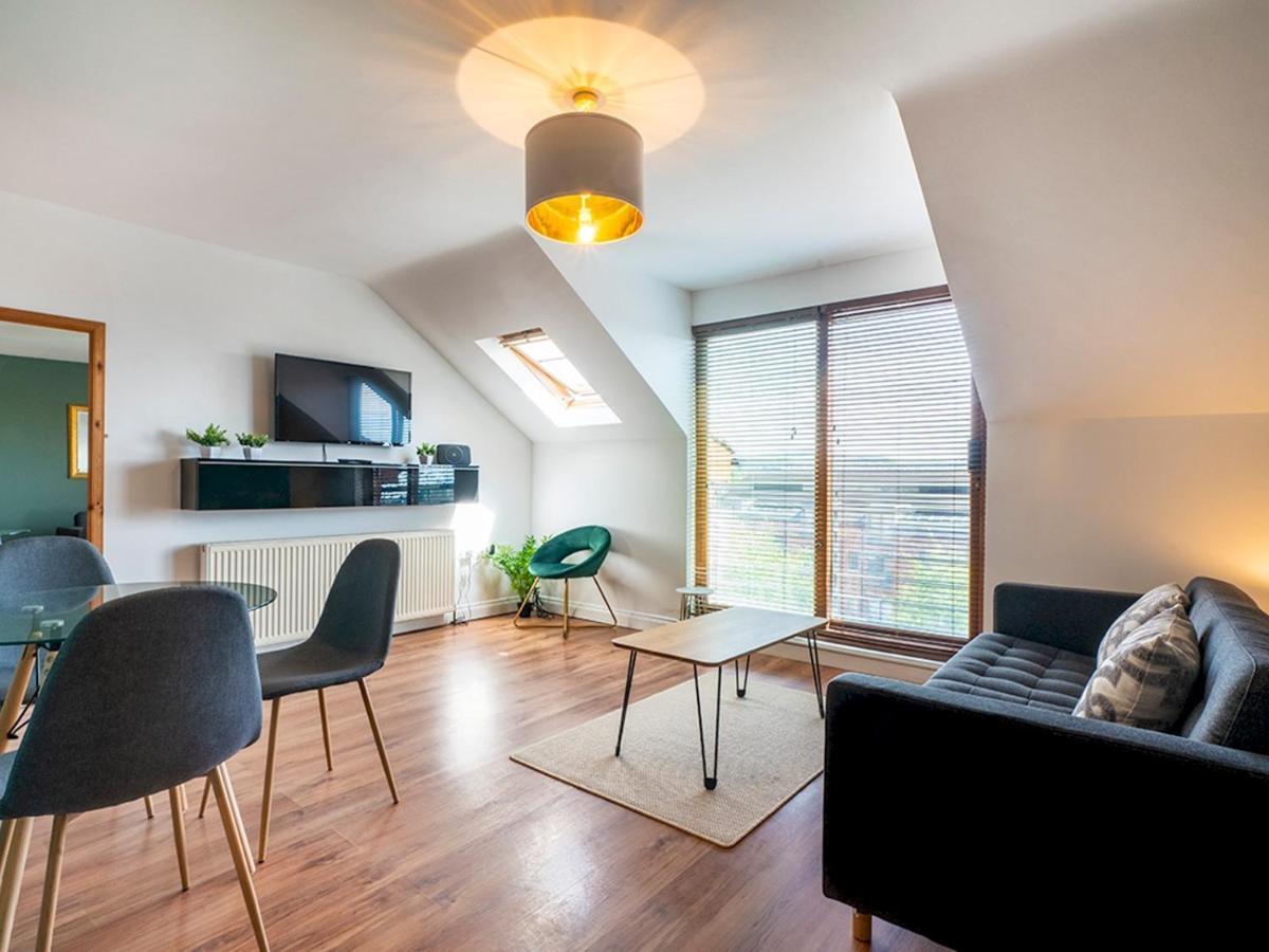 Titanic View Penthouse - Gated Complex - Parking Appartement Belfast Buitenkant foto